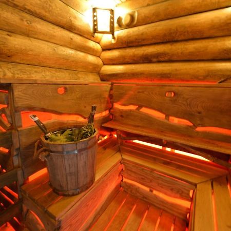 Folvark Gvozd Hotel Kamenyuky Ngoại thất bức ảnh
