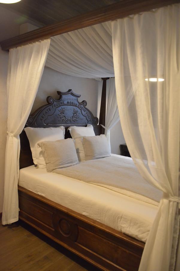 Folvark Gvozd Hotel Kamenyuky Ngoại thất bức ảnh