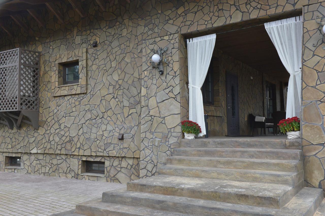 Folvark Gvozd Hotel Kamenyuky Ngoại thất bức ảnh