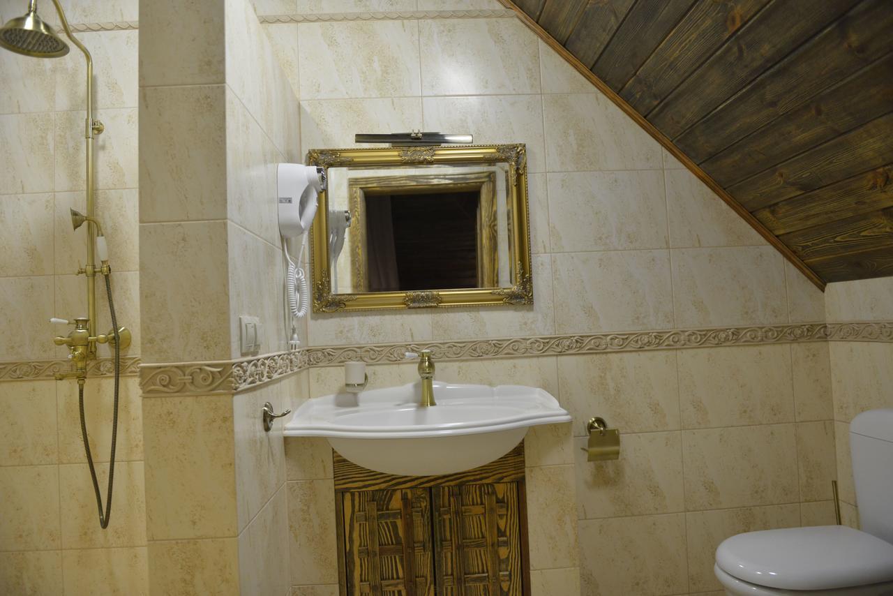 Folvark Gvozd Hotel Kamenyuky Ngoại thất bức ảnh