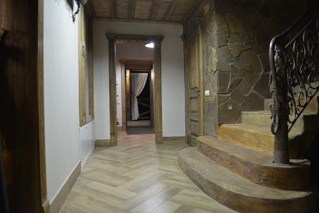 Folvark Gvozd Hotel Kamenyuky Ngoại thất bức ảnh